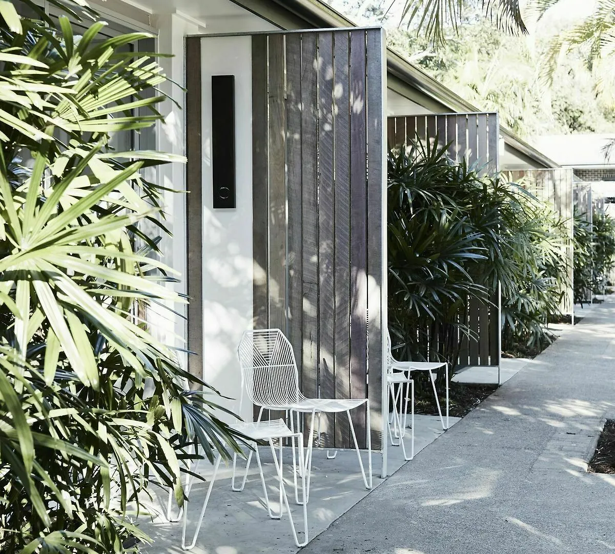 Hotel The Bower Byron Bay 4*,